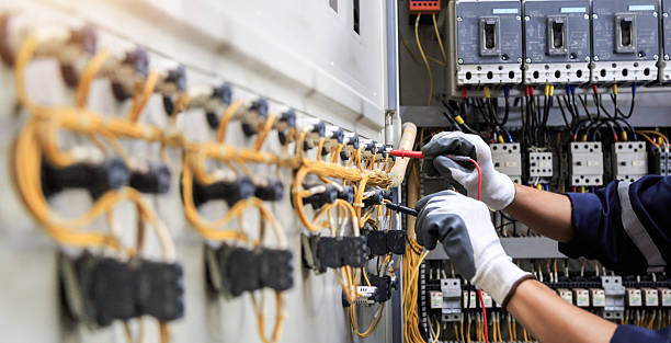 Professional Electrician technician working in Camp Pendleton South, CA